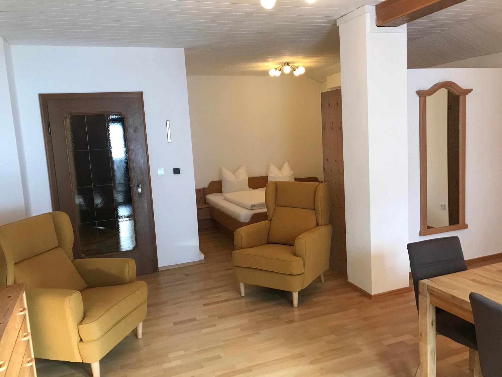Amadee Appartements 巴德小基希海姆 外观 照片