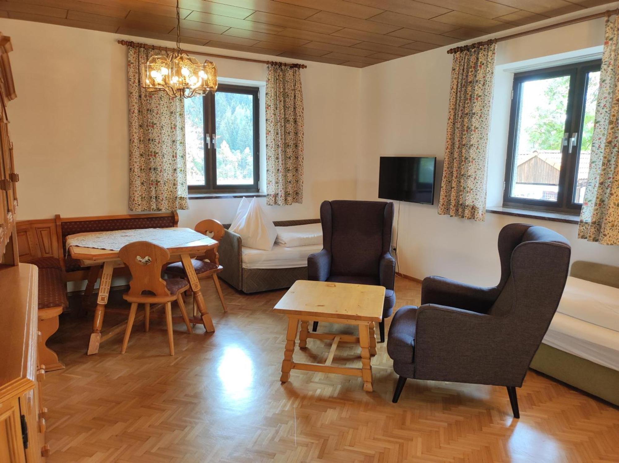 Amadee Appartements 巴德小基希海姆 外观 照片